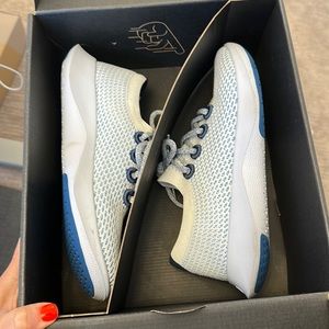 Allbirds Tree Dashers Size 9